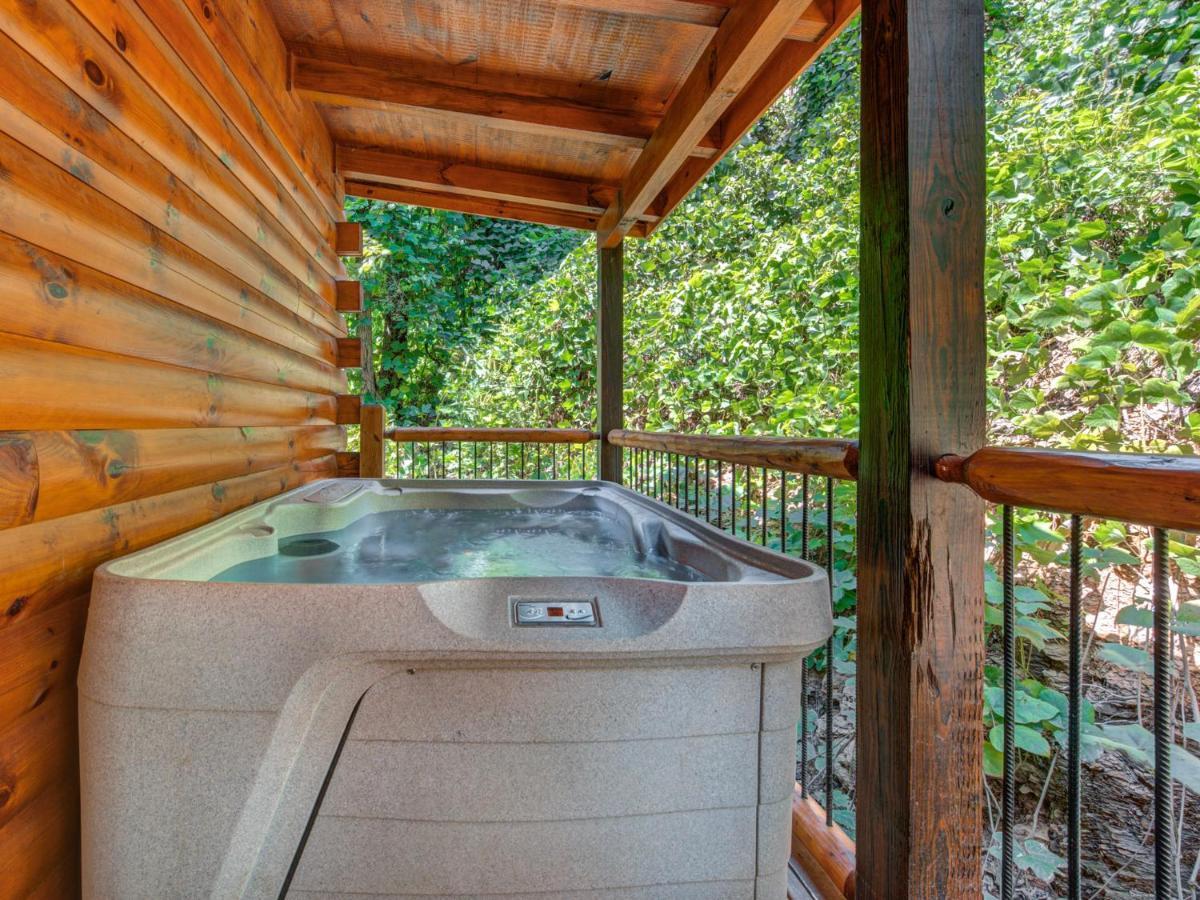 Woodland Escape Villa Pigeon Forge Eksteriør bilde